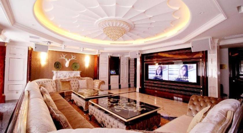 Lake Piedmont International Hotel Kuangcsou Kültér fotó