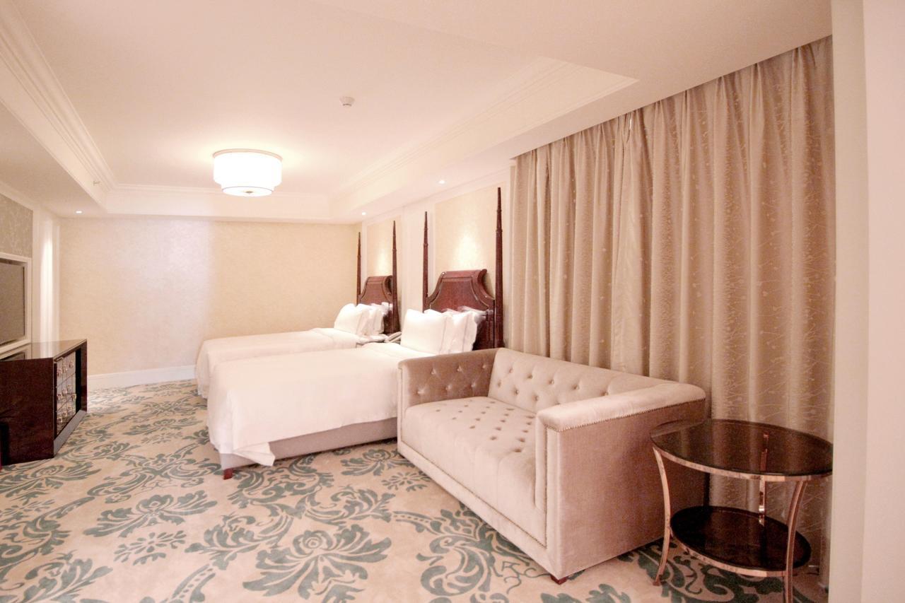 Lake Piedmont International Hotel Kuangcsou Kültér fotó