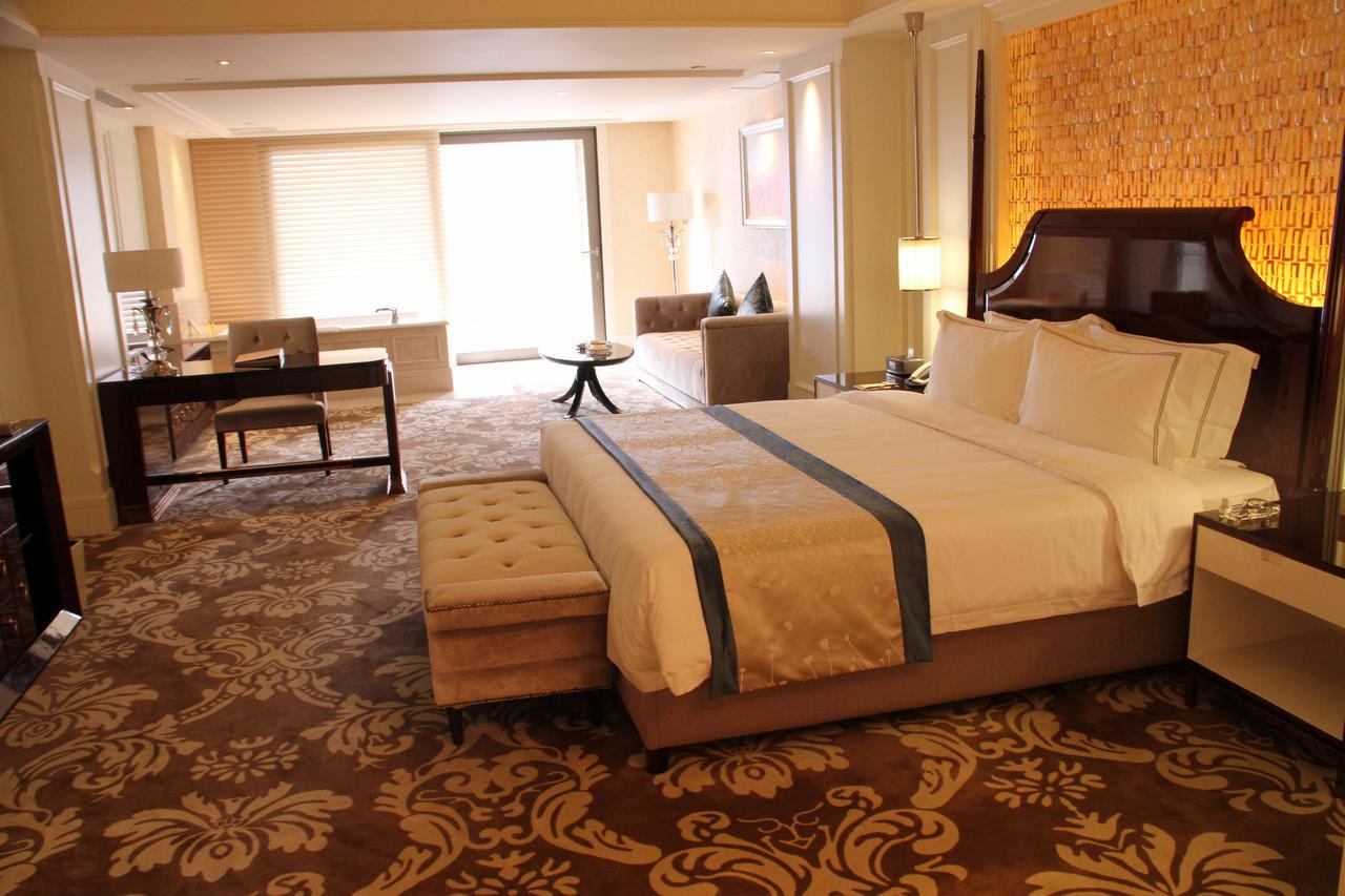 Lake Piedmont International Hotel Kuangcsou Kültér fotó