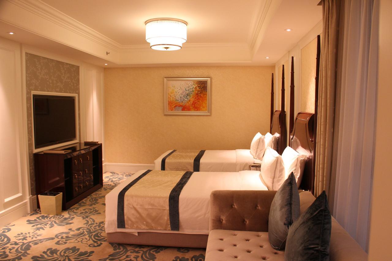 Lake Piedmont International Hotel Kuangcsou Kültér fotó