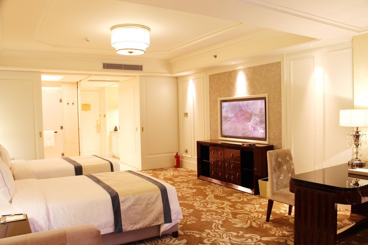 Lake Piedmont International Hotel Kuangcsou Kültér fotó