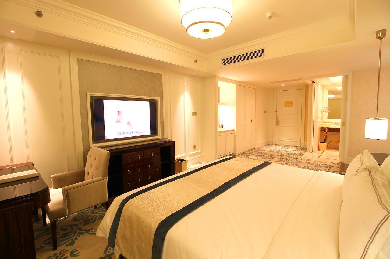 Lake Piedmont International Hotel Kuangcsou Kültér fotó